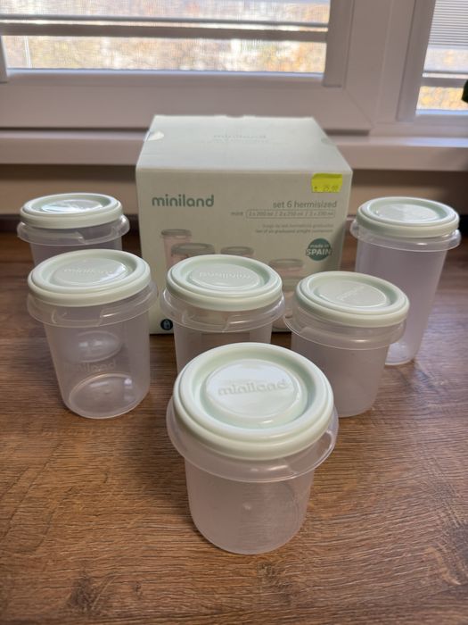 Бебешки нови пластмасови контейнери за храна