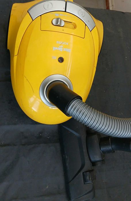 Прахосмукачка DIRT DEVIL 2000W