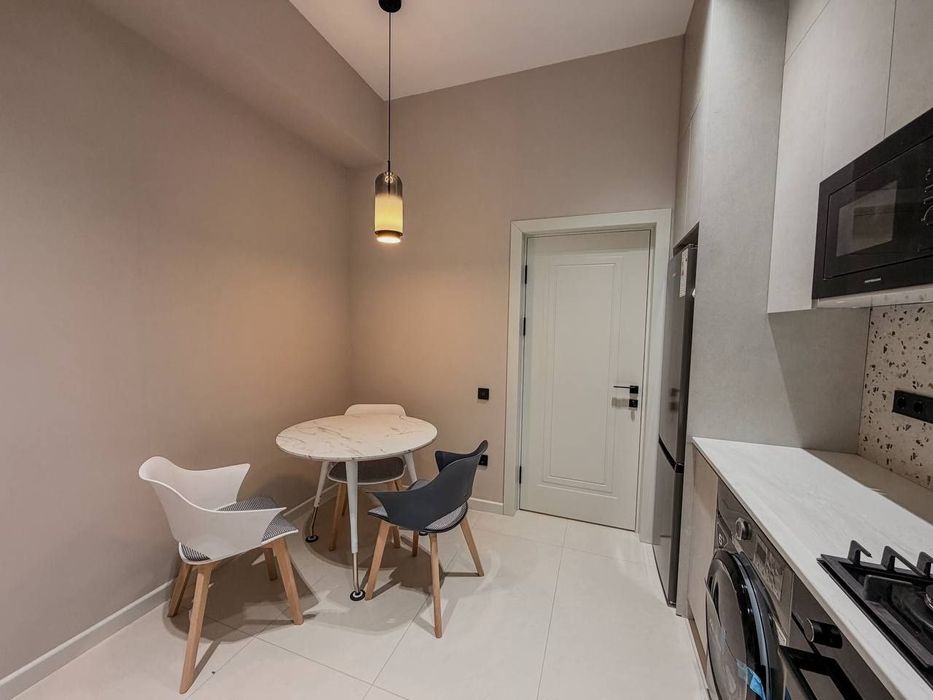 2/4/9 новостройка, квартира 53м кв Буз Базар