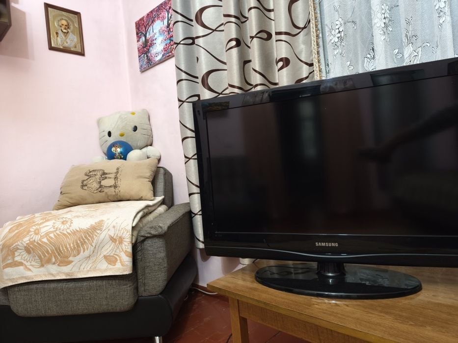 Продается телевизор на запчасти