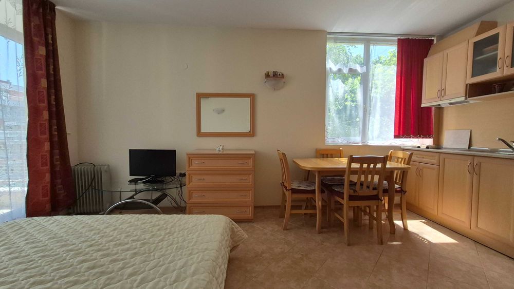 Дава се под наем  в Свети Влас - 43 кв.м за 150 € - Снимка #3