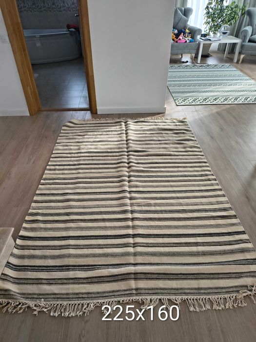 Covoare marimi si modele diferite 50-150 Ron