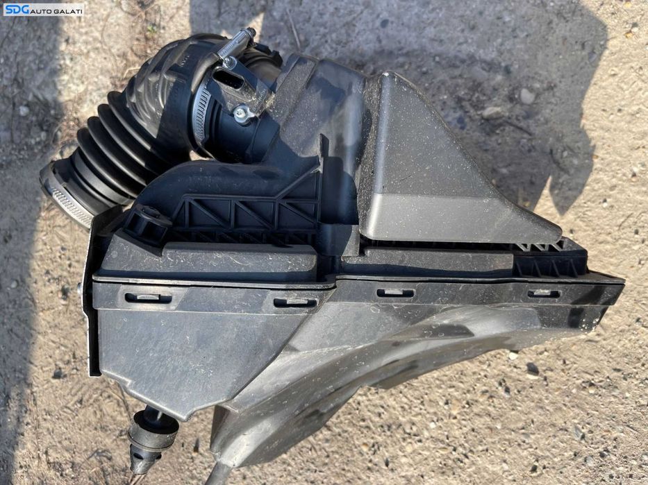Carcasa Filtru Aer Audi A5 2.0 TFSI 2008 - 2016 Cod 8R0133843B 8R0133837E 8R0133835E [C3095]
