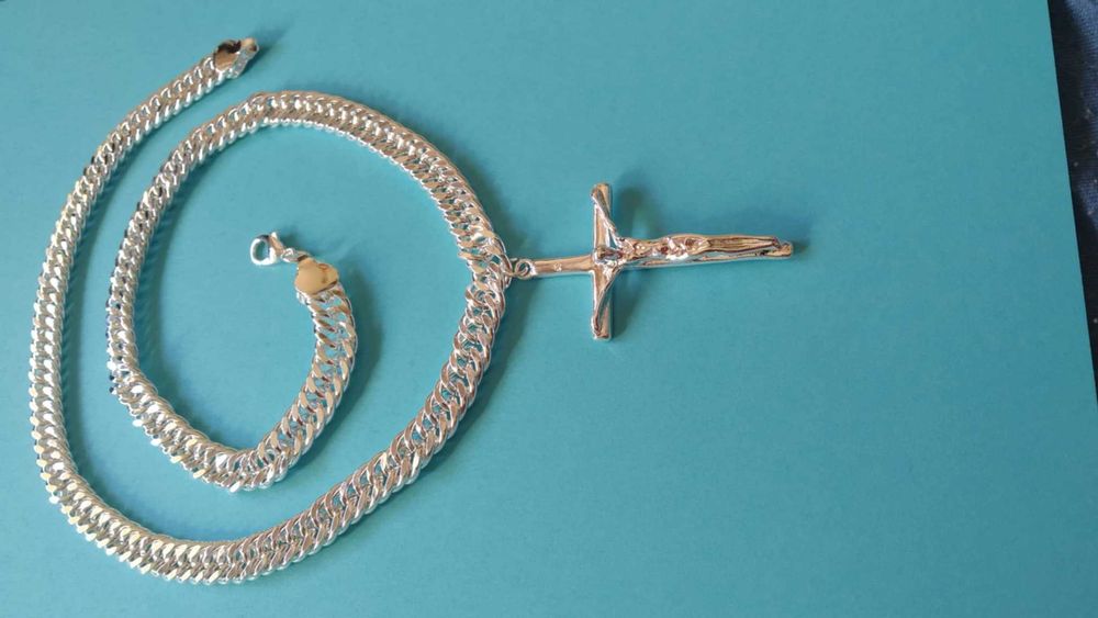 Нов, много масивен, сребърен ланец в кутия