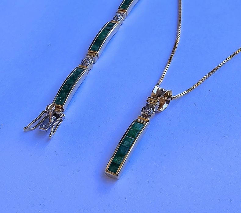 Set din aur galben cu diamante și smaralde naturale 17,58 grame