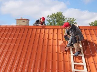 Meseriaș Acoperișuri / Dulgherie, Montaj Tablă și Jgheaburi
