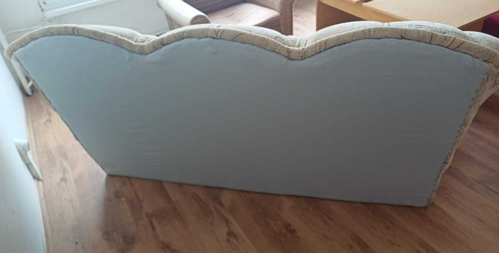 Диван в отлично състояние