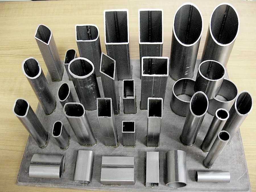 склад за метални ПРОФИЛИ -кухи квадратни и правоъгълни.