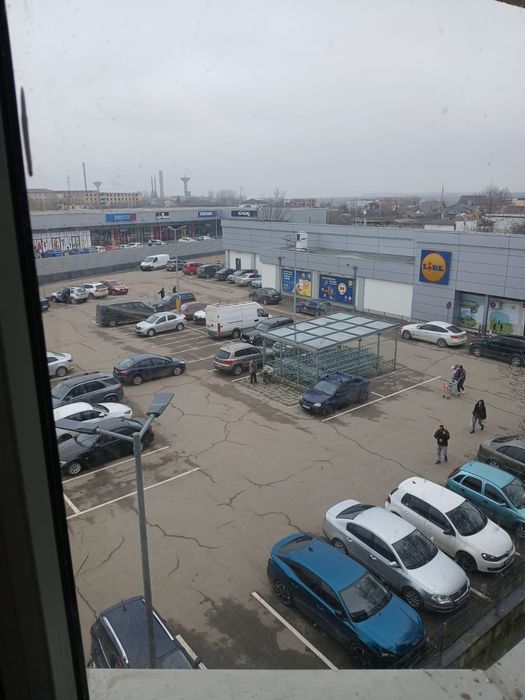 Apartament cu 2 camere de închiriatt