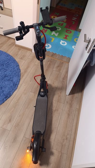 Trotineta electrica Ninebot by Segway F40i  autonomia 40 km