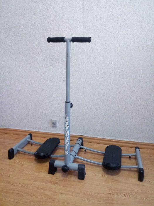 Тренажер для ног, ягодиц, пресса Leg Magic
