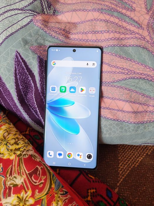 Телефон vivo v27