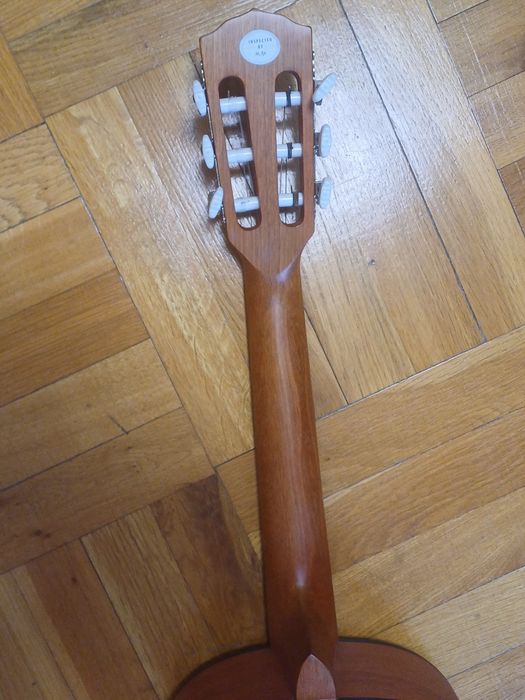 Chitara clasica Fender cu husă – stare foarte bună nefolosita