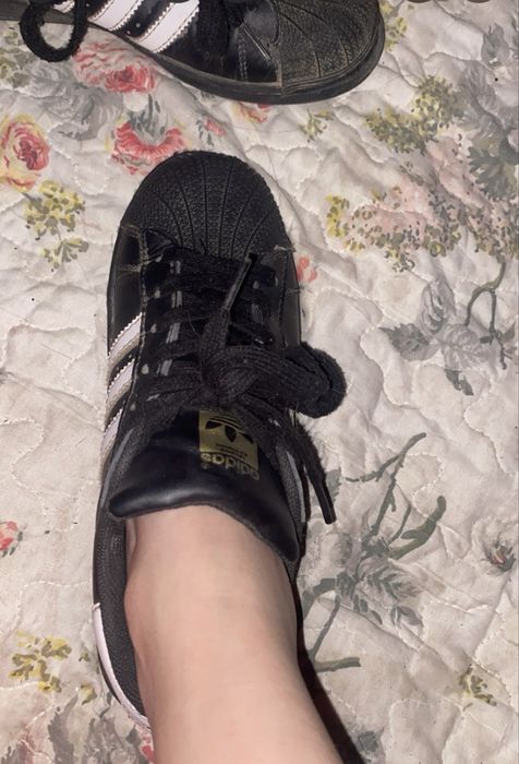 адидас продам срочно!