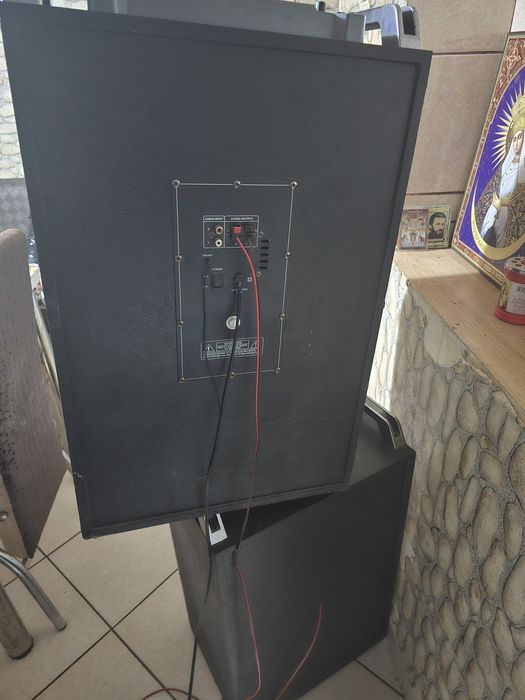 boxe audio portabilă marca Klausstech.