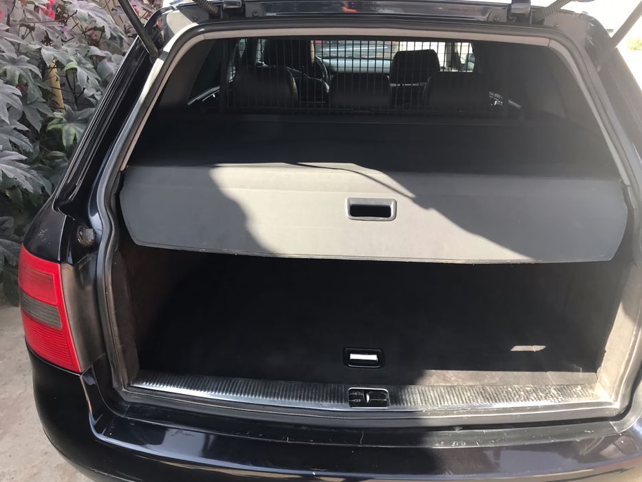 Ауди А6 C5 универсал 2001 год