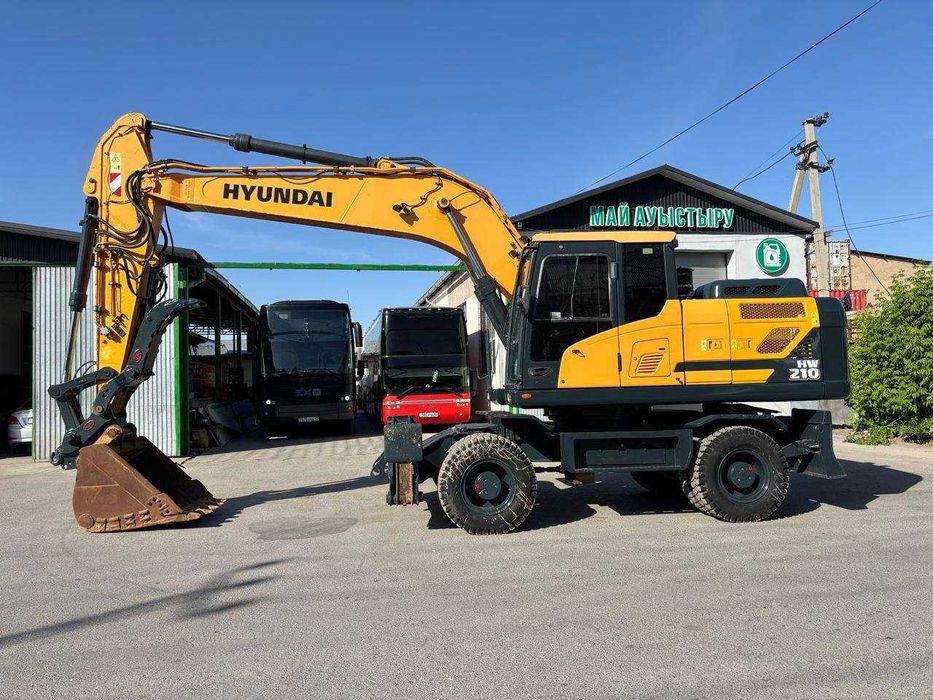 Аренда колесного экскаватора