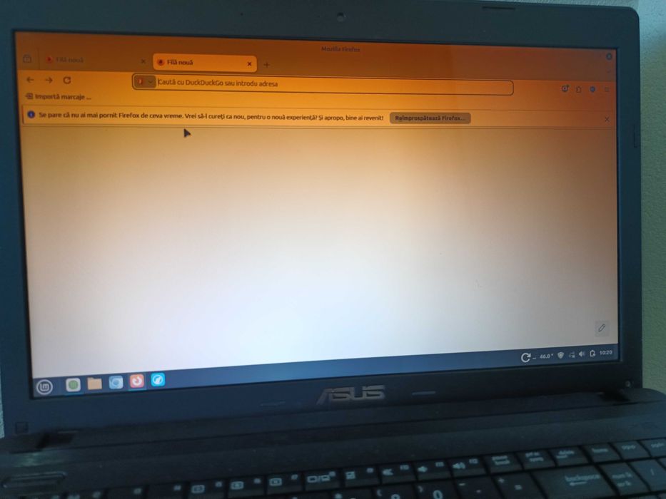 Laptop  Asus X55A -SX174D