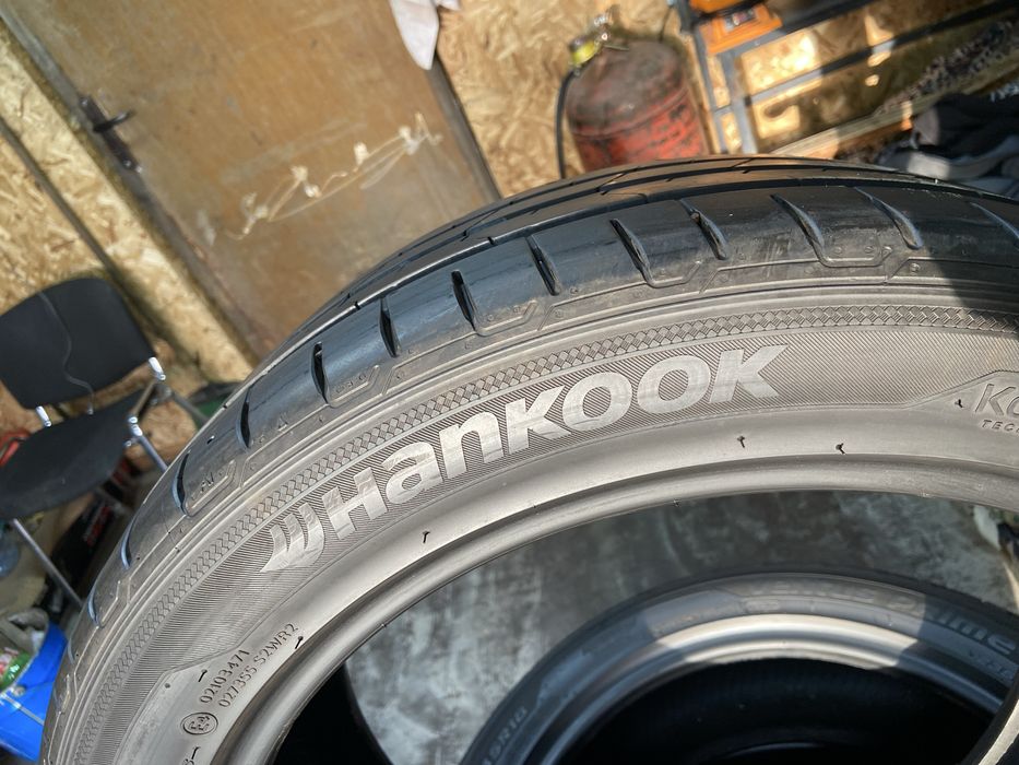 Продается 235/45/18 Hankook