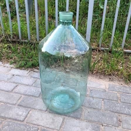 Продам бутыль 20 л