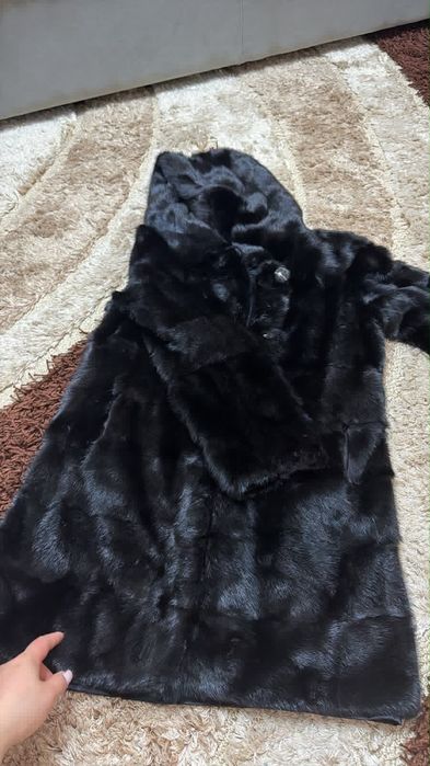 Продам норковую шубу
