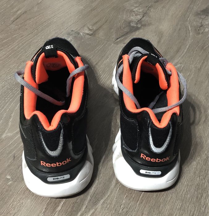 Adidasi reebok marime 38 adidasi sport 38 adidasi alergat reebok 38