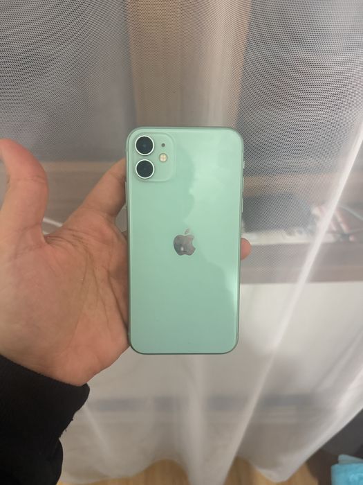 Продам iphone 11