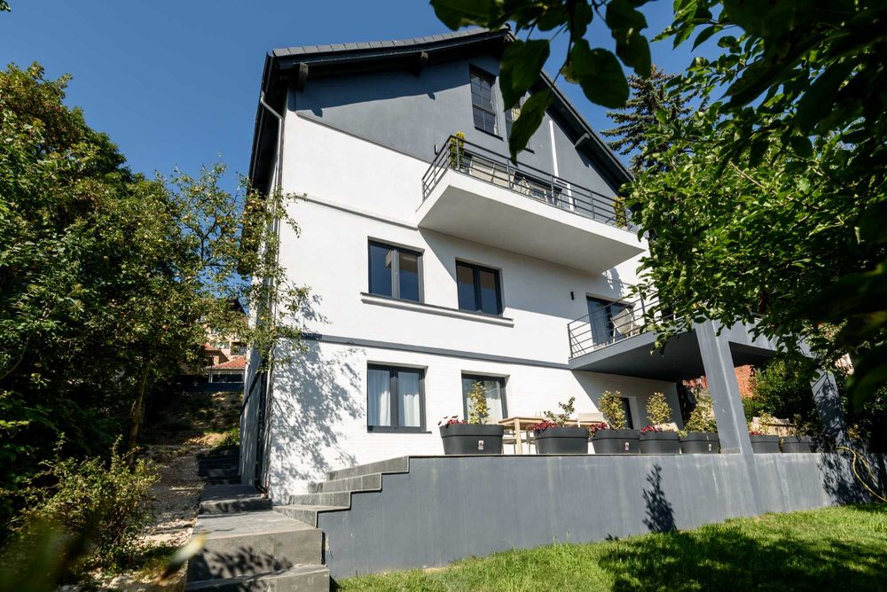 VIDEO! Vila lux de poveste, concept unicat, ultracentral, Brasov