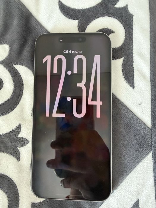 Обменяю 15 pro max 256