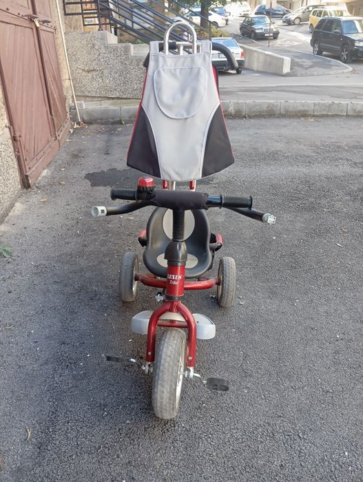 Триколка lexus червена