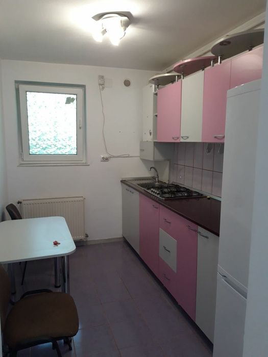 Inchiriez apartament 1 camera 40mp