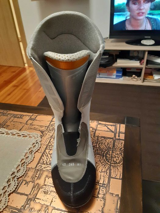 Обувки за алпийски ски