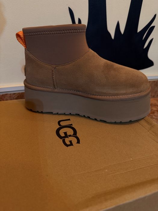 Ugg mini dipper