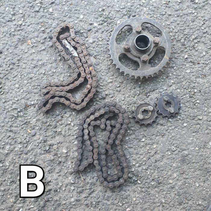 Un pinion Mare + 2 Pinioane Mici + 2 Lanțuri pt Atv 125cc 107cc 110cc