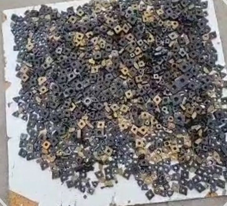 Сотаману кетаман пулини толаганни шарнири бор...пабидит сотилади олина