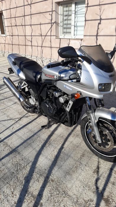 Vand Yamaha FZS 600