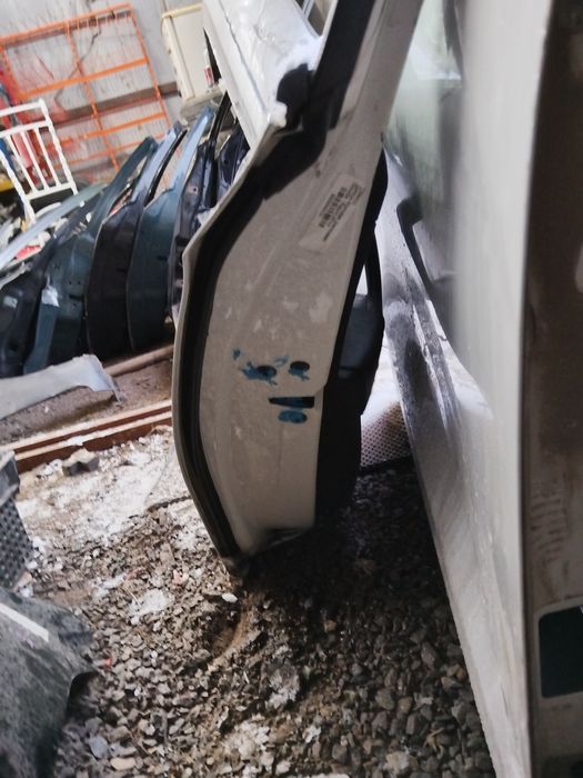 Дверь на рапид skoda rapid универсал