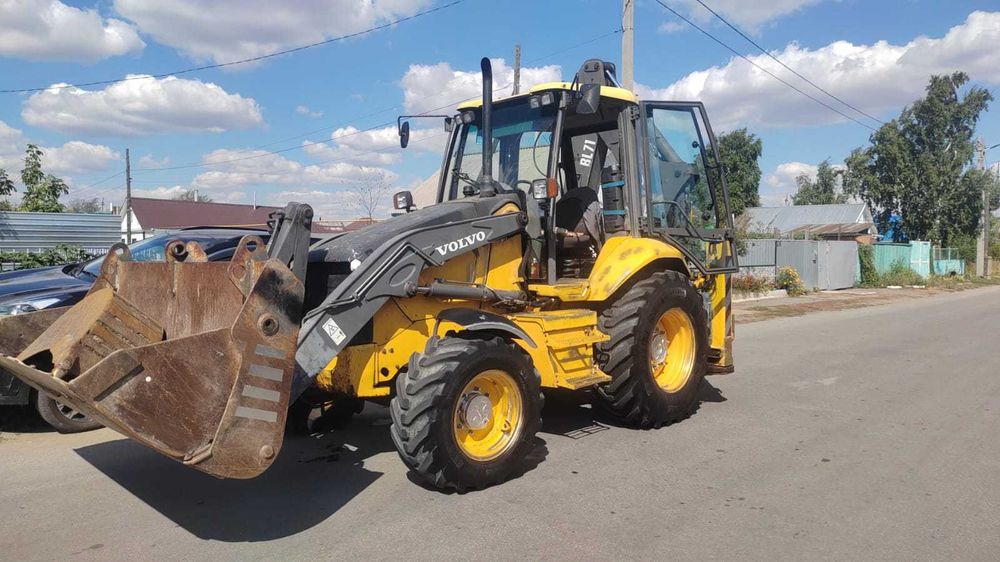 Продам Экскаватор погрузчик Вольво Бл71.2009г.в.