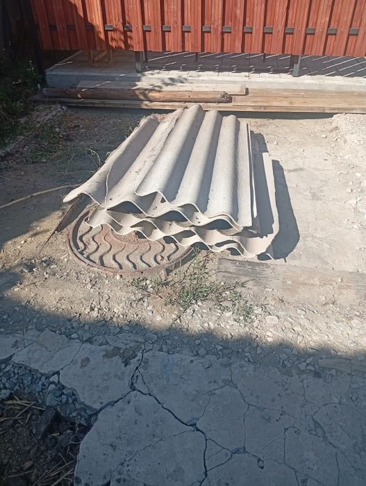 Отдам даром  шифер .