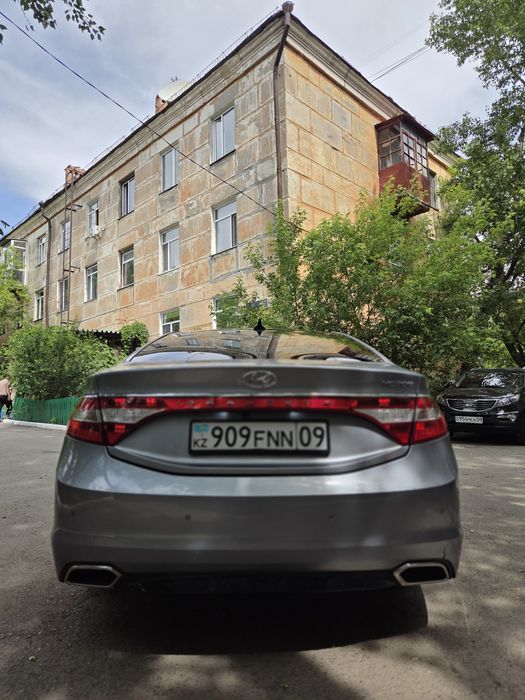 Hyundai grandeur