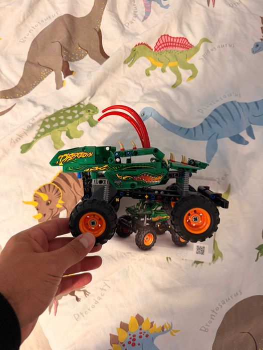 VAND LEGO Technic Monster Jam Dragon 42149