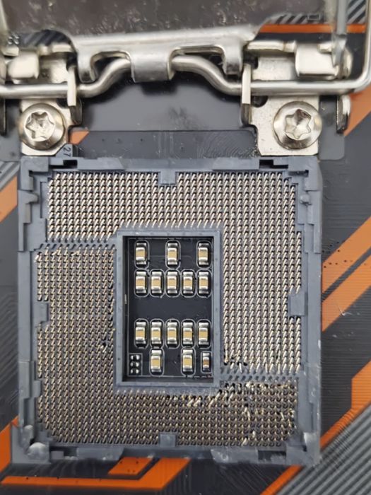 Vând placa de baza pc