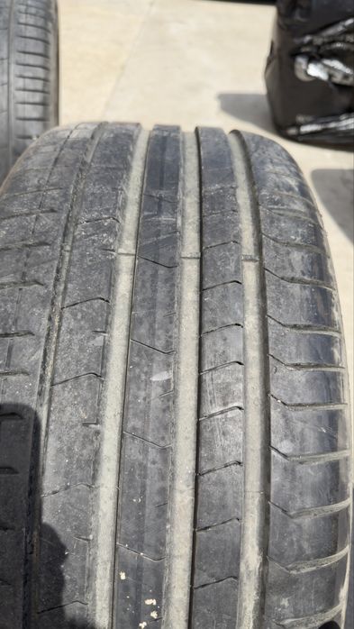 Anvelope Pirelli Pzero R21 X5 aproape noi 5000km runflat vara