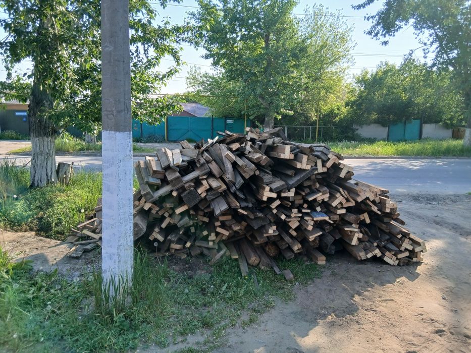 Дрова, доски Бесплатно