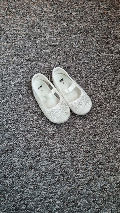 Pantofi albi H&M 23