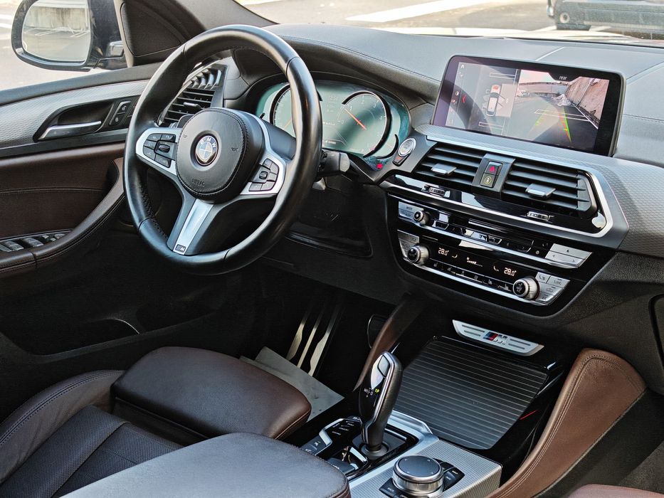 BMW x4 M40 / Full Option