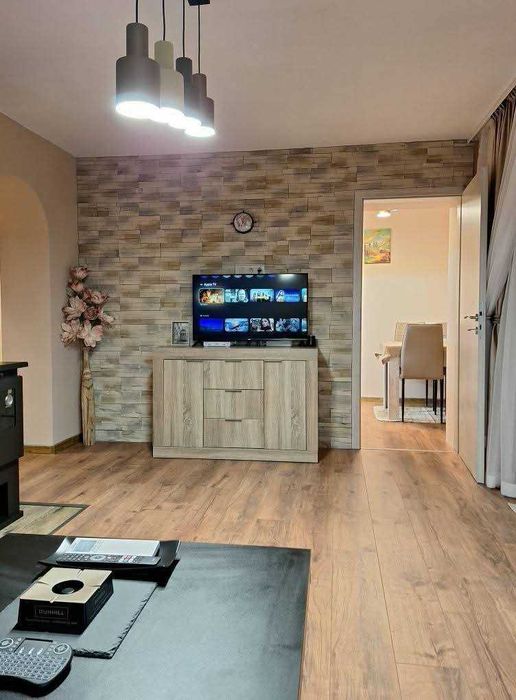 Дава се под наем Етаж от къща в София, Център - 85 кв.м за 750 € - Снимка #4