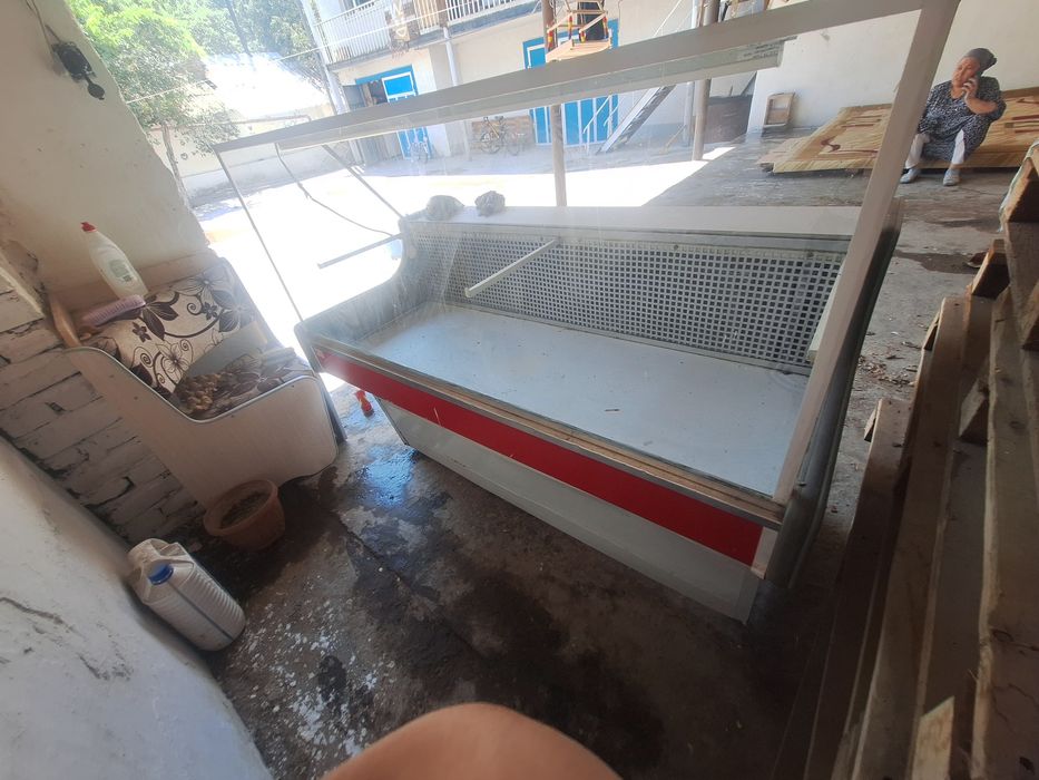 Ветриный холодильник İzayn