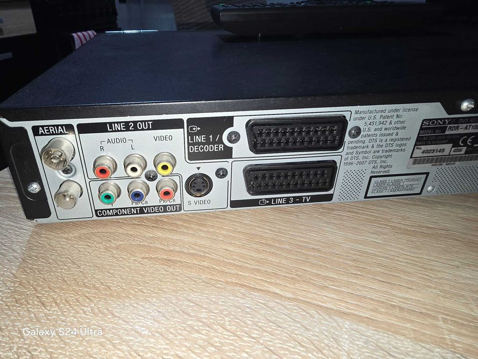 DVD Recorder Sony RDR-AT100, în stare bună de funcționare.