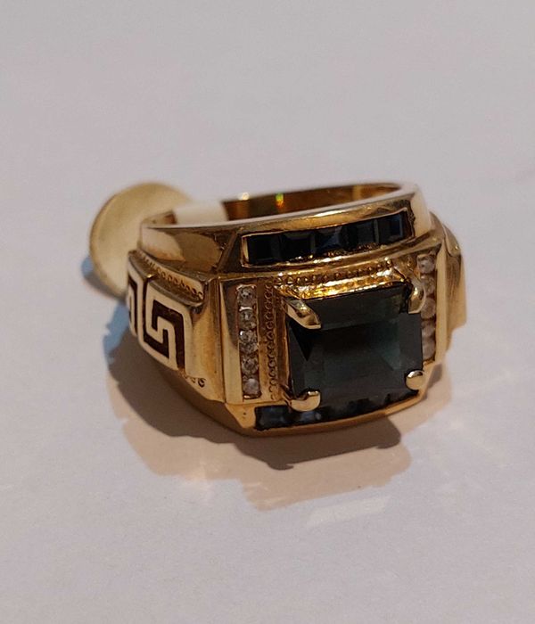 Перстень мужской золотой  кольцо